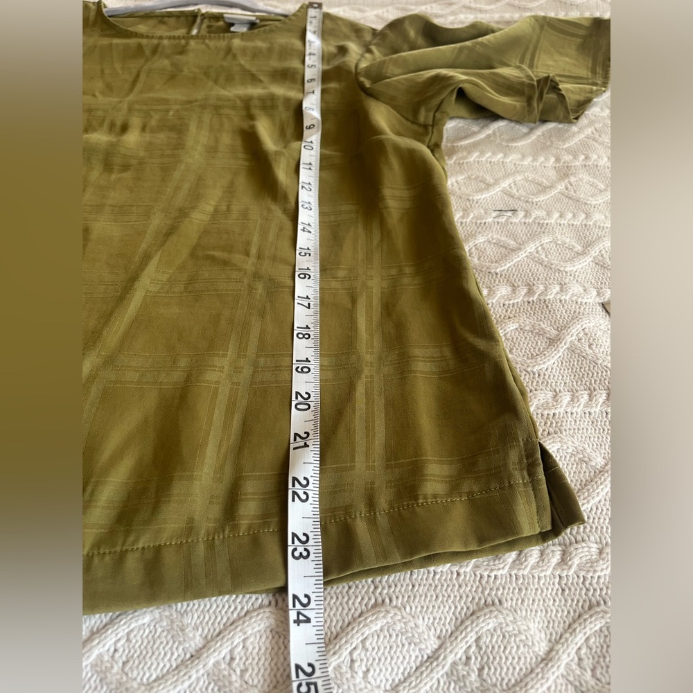 A New Day Brand Rich Olive Short Sleeve Blouse Size Medium - Picture 4 of 10